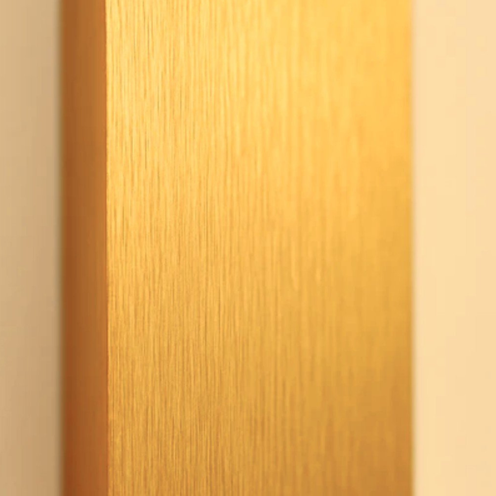 Permanente Außenhausbeleuchtung mit vertikal versetztem Panel – Modern Minimalistisch