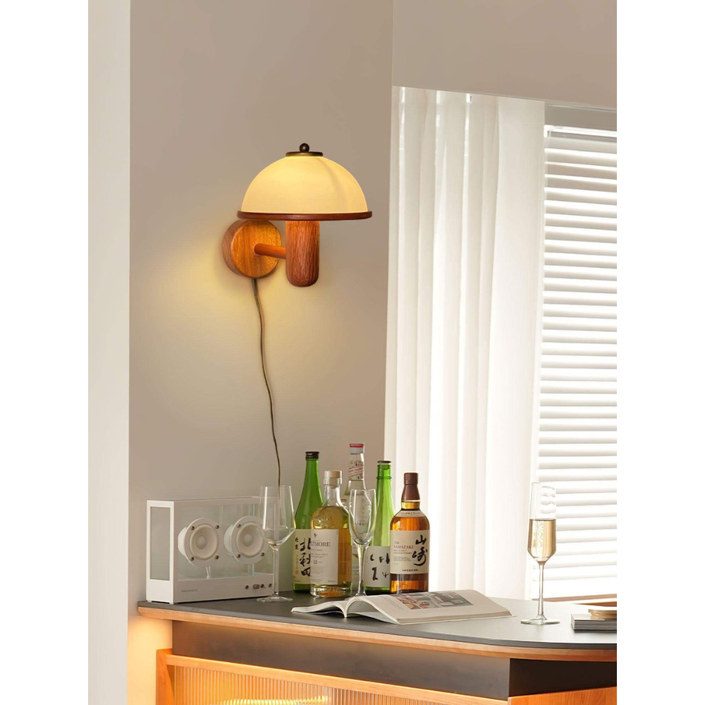 Pilz-Wandleuchte mit Eichenholzsockel – Mid-Century Skandinavisch