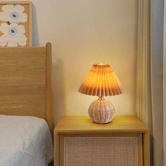 Lampe de table moderne à abat-jour plissé - Lampe de chevet en rotin naturel tressé
