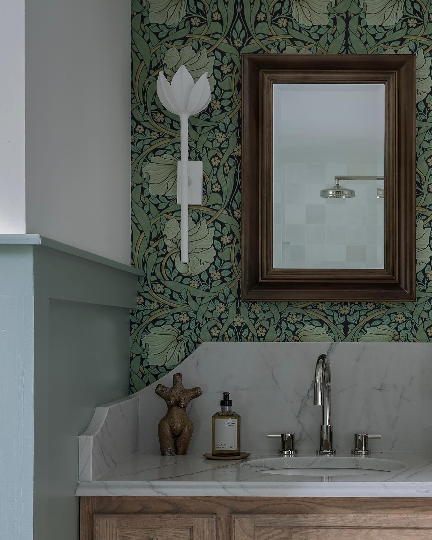 Lotus Wall Sconce