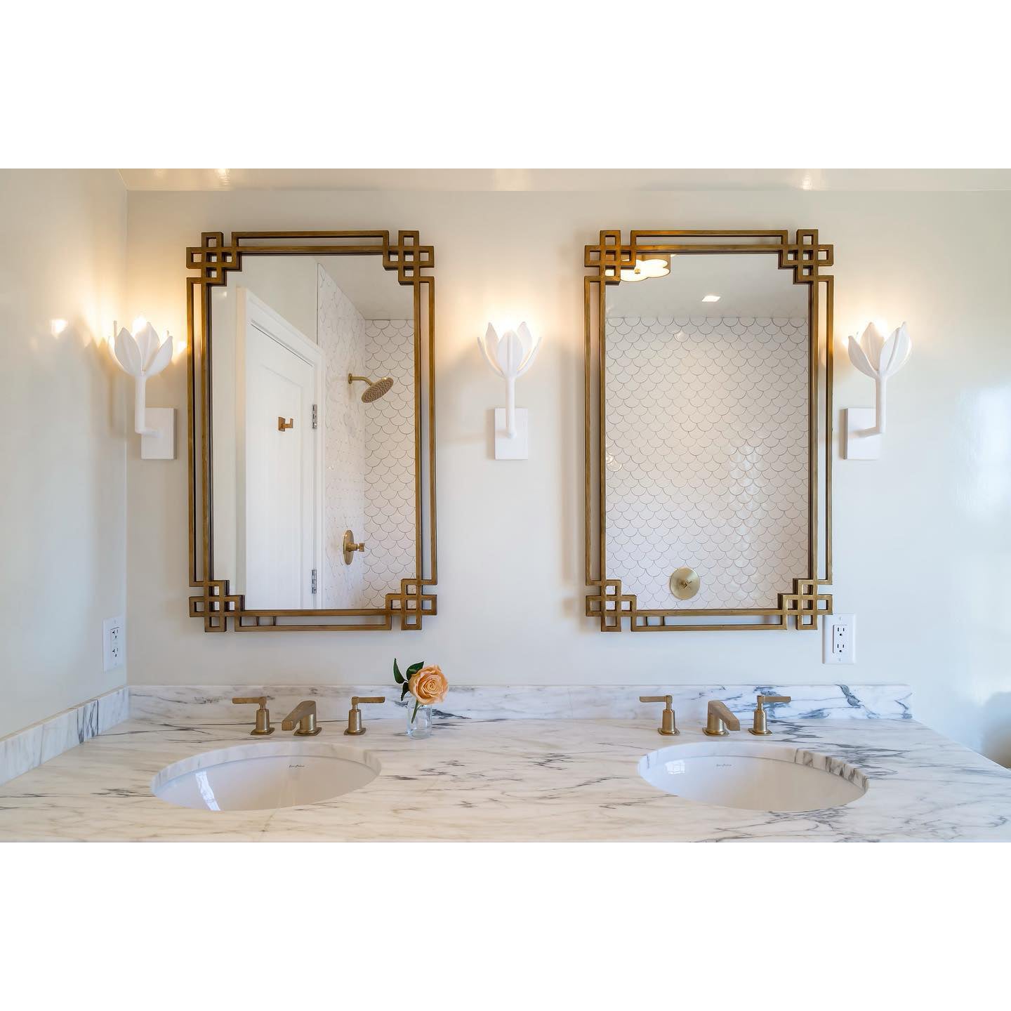 Lotus Wall Sconce