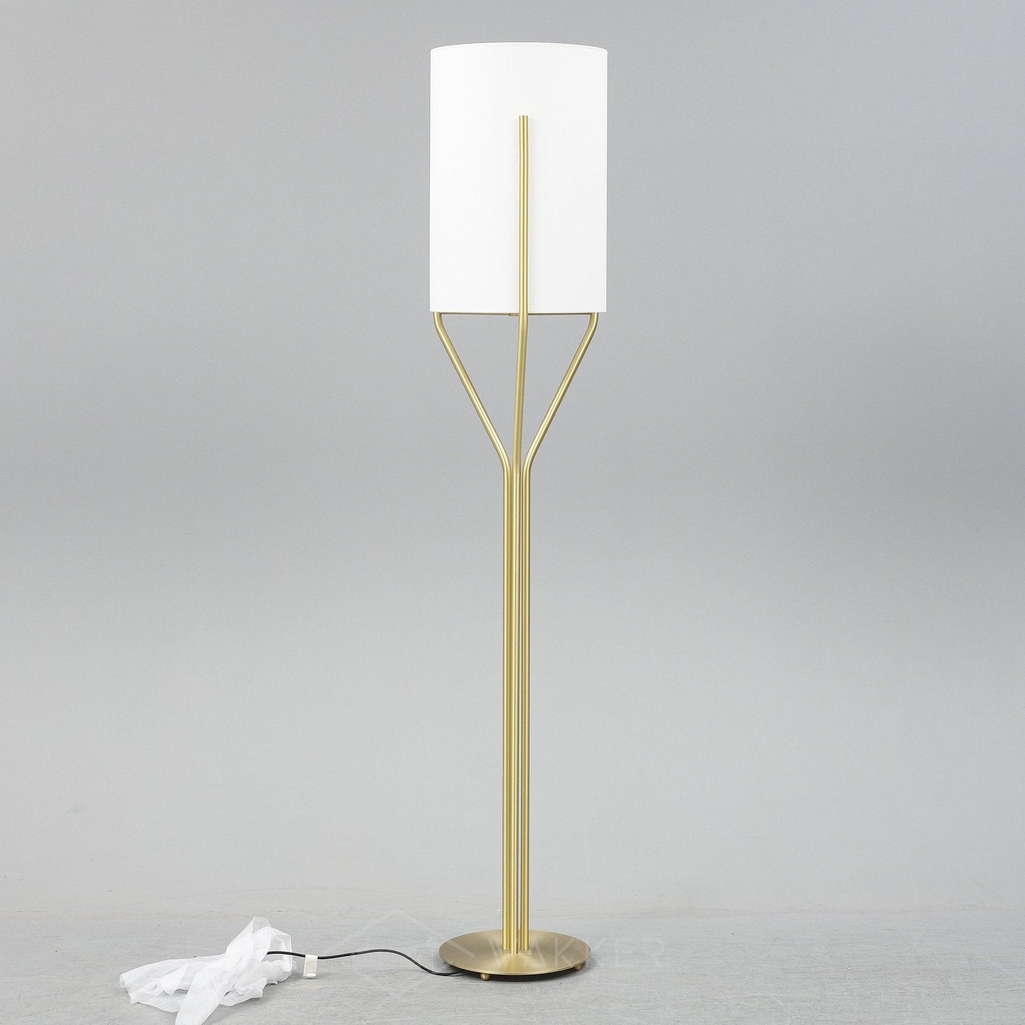 Ramus Floor Lamp