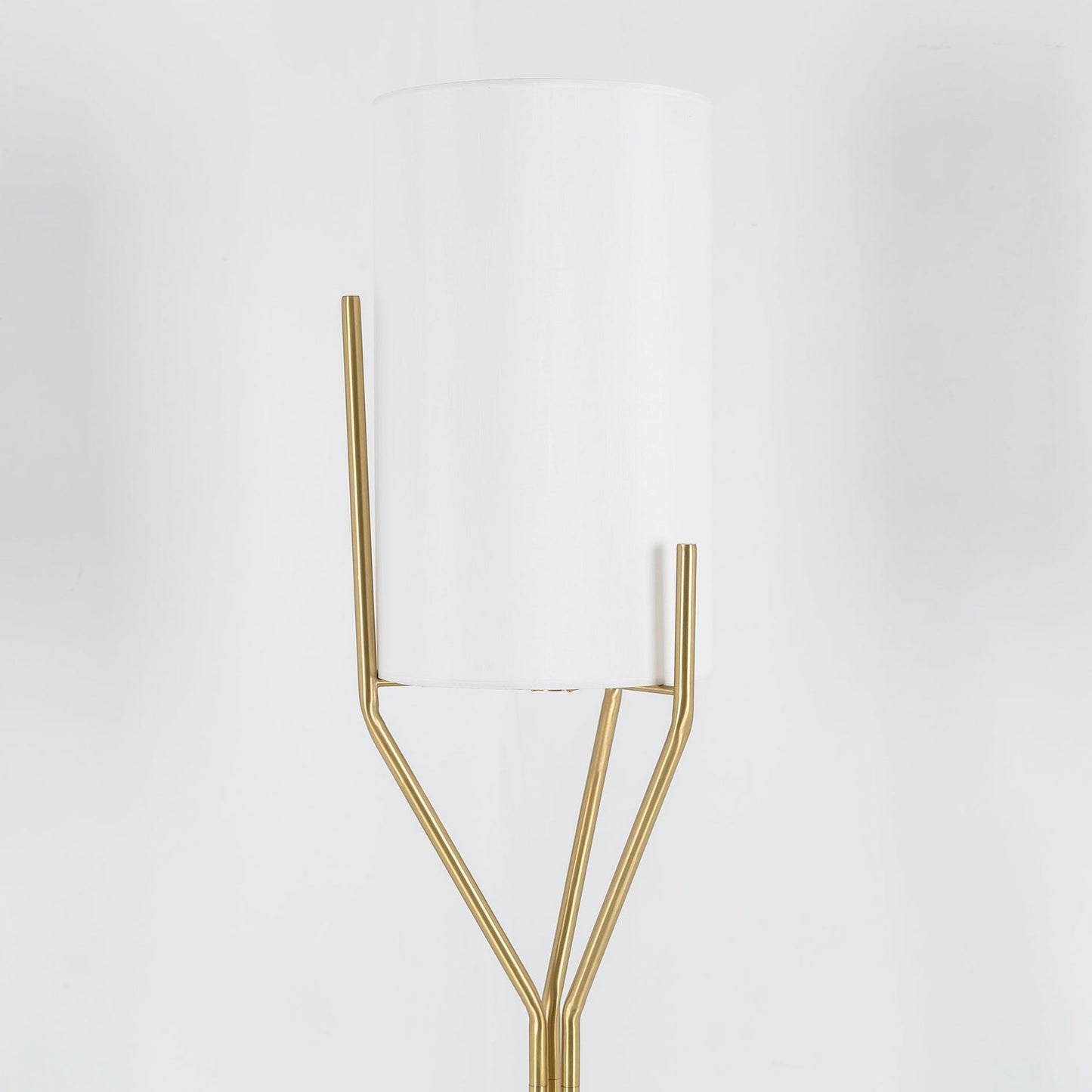 Ramus Floor Lamp