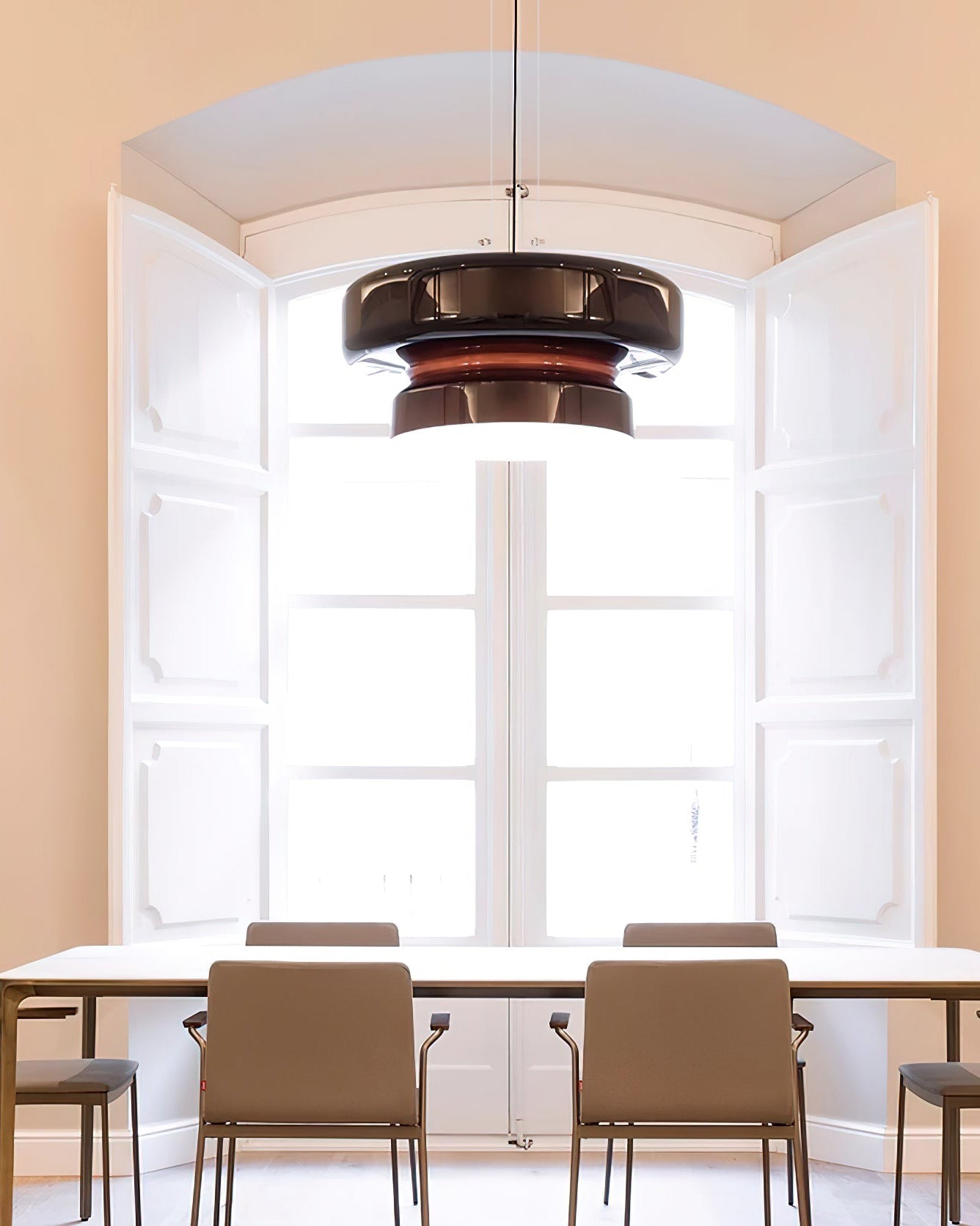 Chroma Pendant Light