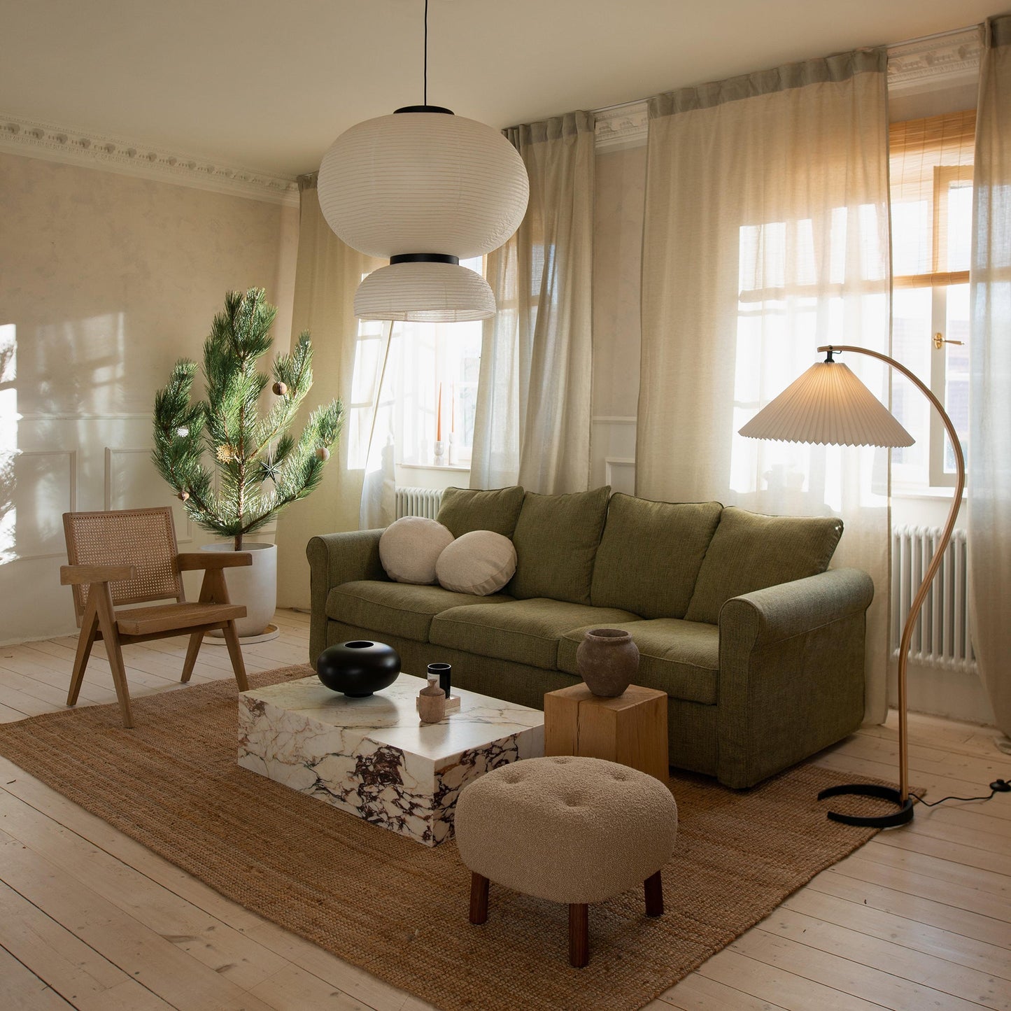 Shepherd Floor Lamp