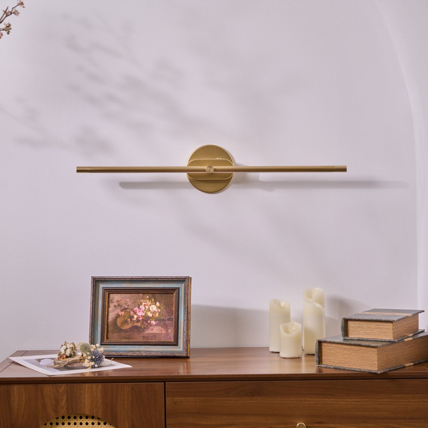 Baton Rechargeable Wall Light