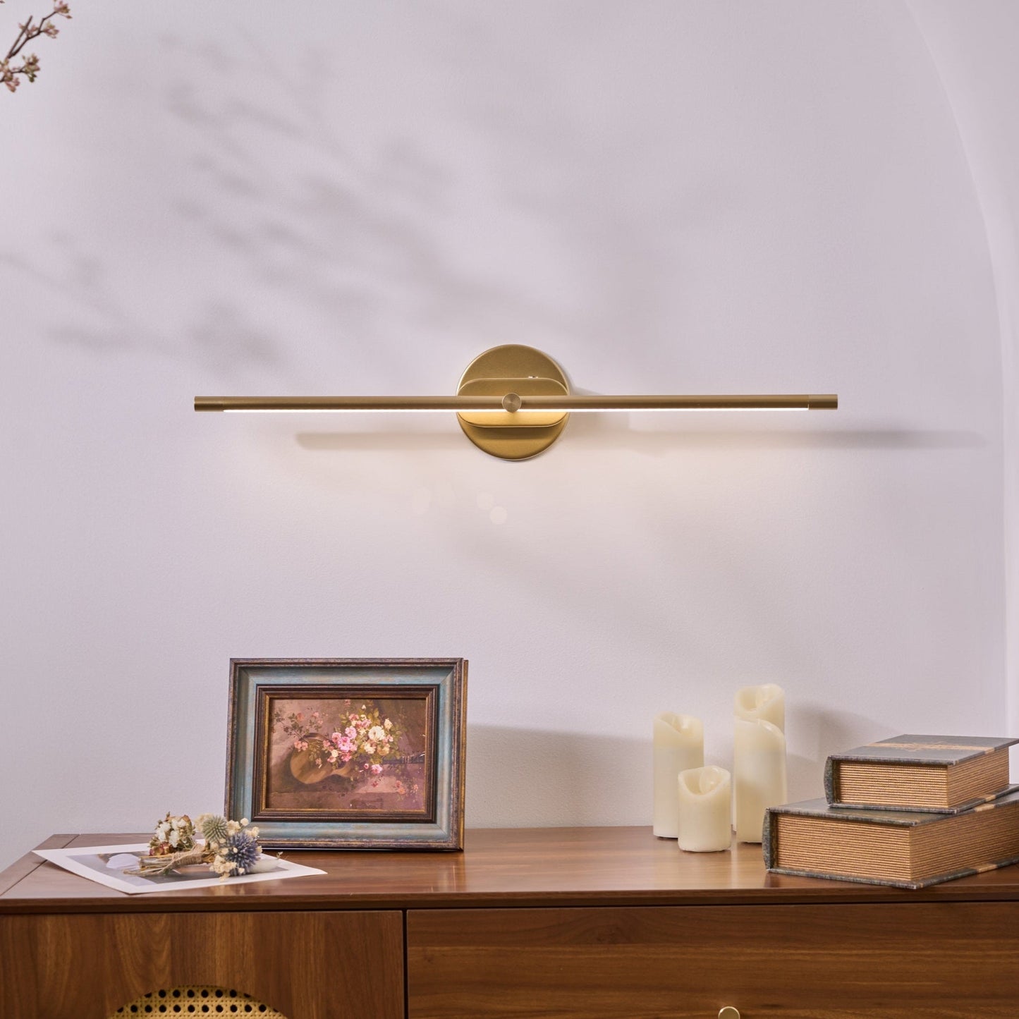 Baton Rechargeable Wall Light