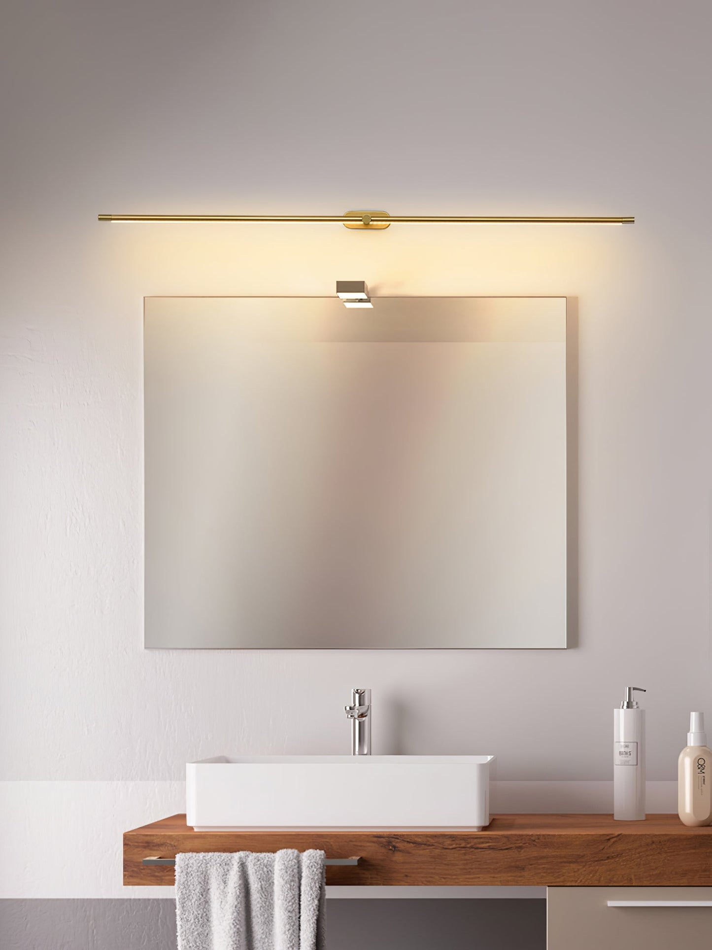 Baton Rechargeable Wall Light