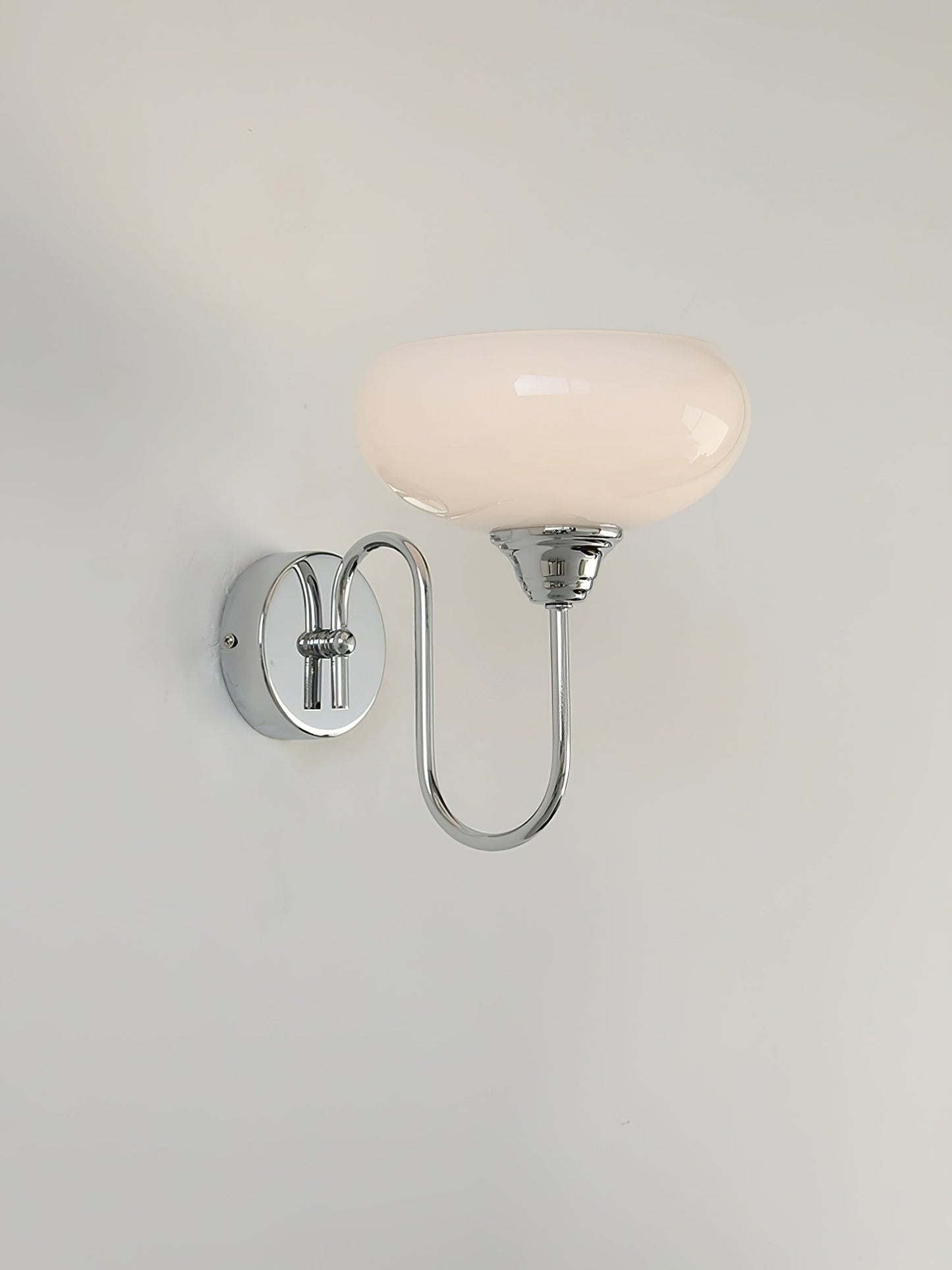 Aurore Messing Wandlampe