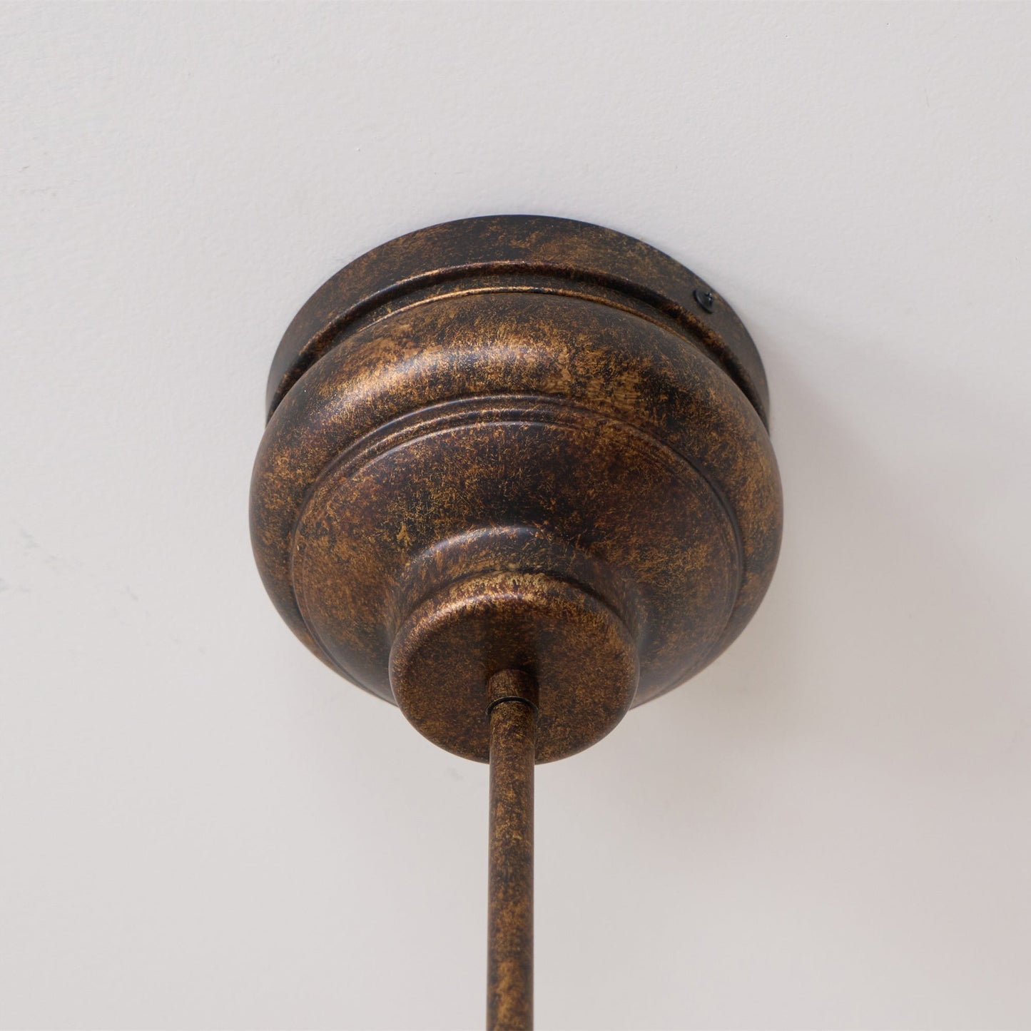 Highcroft Linear Kronleuchter