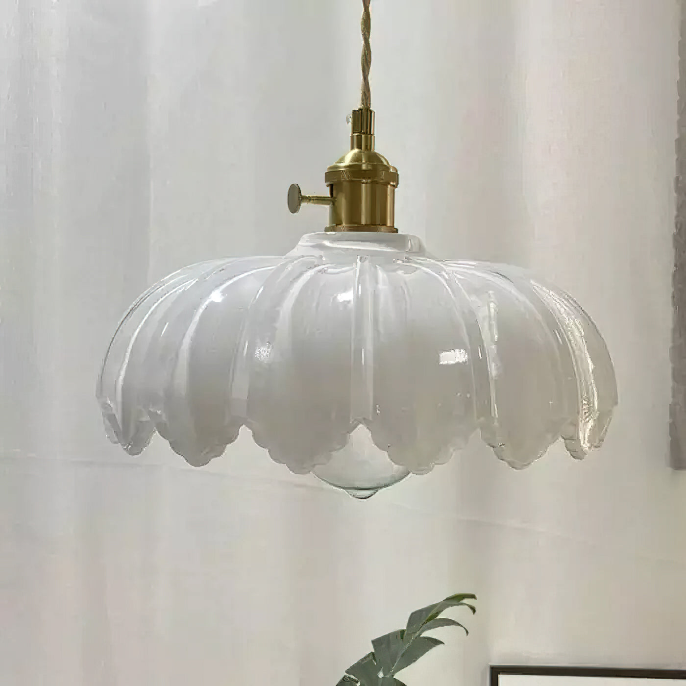Corolla Pendant Light