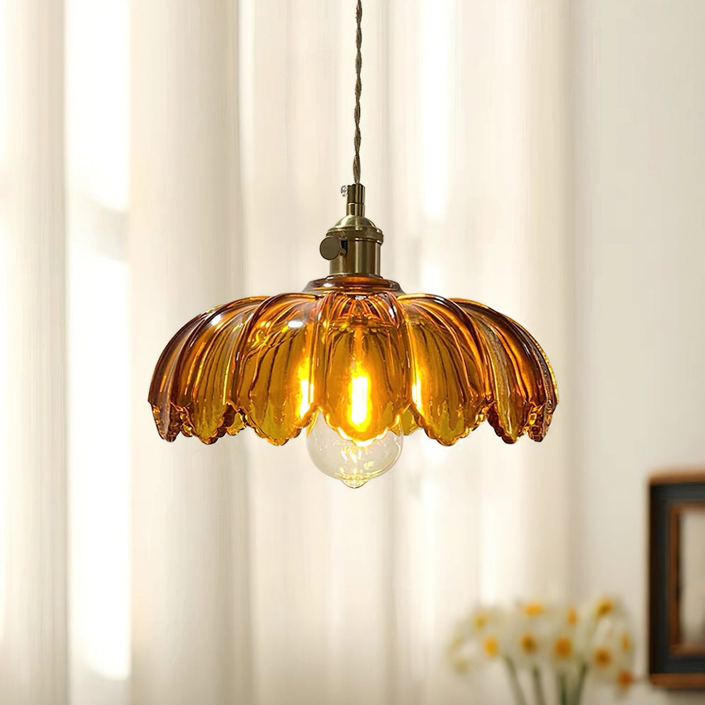 Corolla Pendant Light