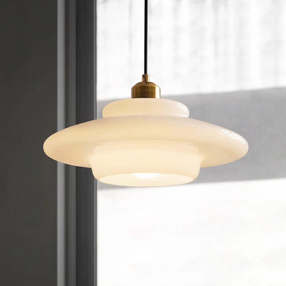 Moderne Opalglas-Schicht-Pendelleuchte – Art Deco Stufen-Silhouette Hängeleuchte