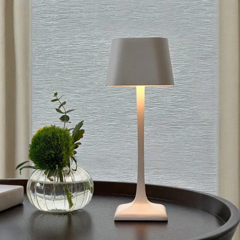 Kabellose Tischlampe mit quadratischem Schirm – Moderne Outdoor-Aluminiumlampe