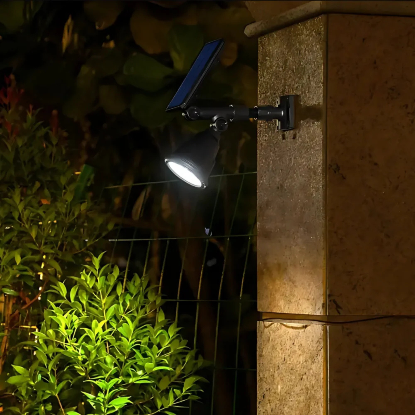 Modern Garden Spotlight - Solar Powered
