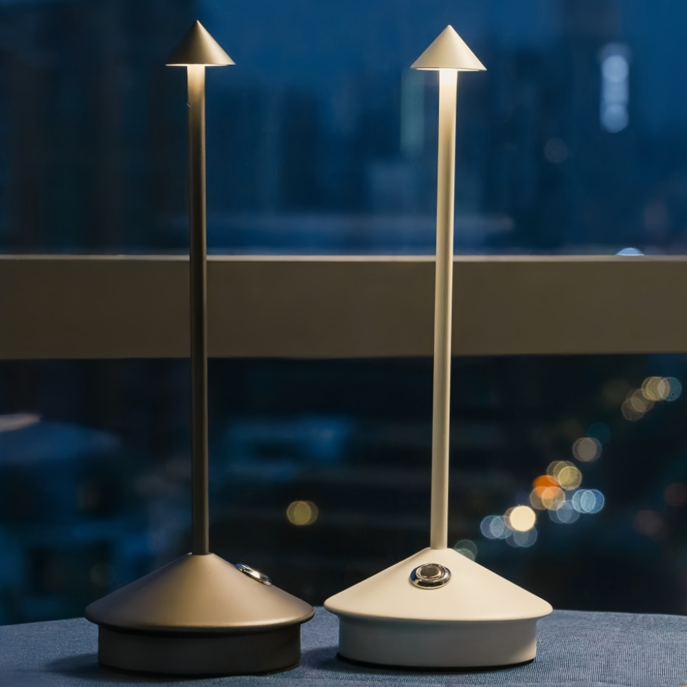 Lampe de table rechargeable sans fil avec abat-jour conique - Moderne et minimaliste