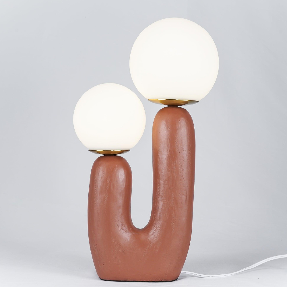 Lampe de table en résine en forme de U de style milieu du siècle avec deux globes en verre
