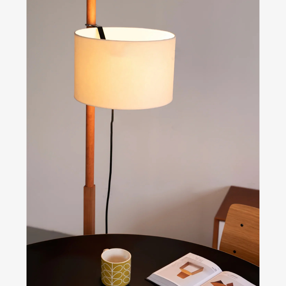 Vintage floor lamp with Fabric Shade and Artisanal Wooden Pole - Contemporary Sconce