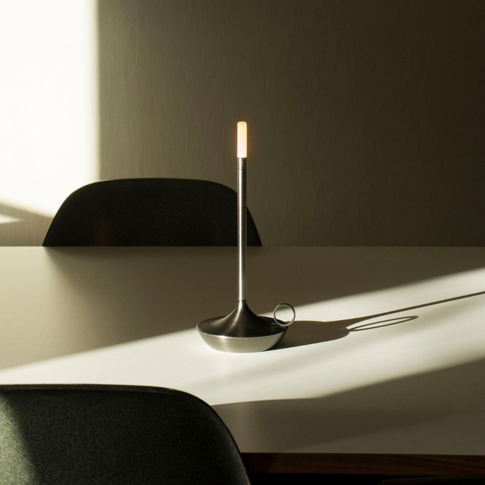 Lampe de bureau à bougeoir avec batterie rechargeable – Veilleuse effilée en aluminium brossé