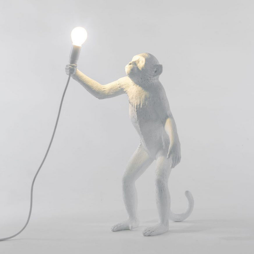 Verspielte Affen-Tischlampe – Skulpturale Tierkunst Schreibtischleuchte
