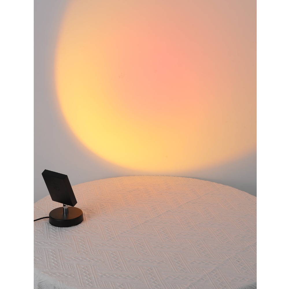 Moderne Sonnenuntergang-Projektorlampe – Architektonisches Halo-Stimmungslicht für Fotografie