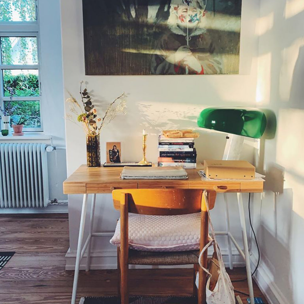 Architektonische Marmor-Basis-Akzentlampe – Minimalistische glänzende Steinsäulenleuchte