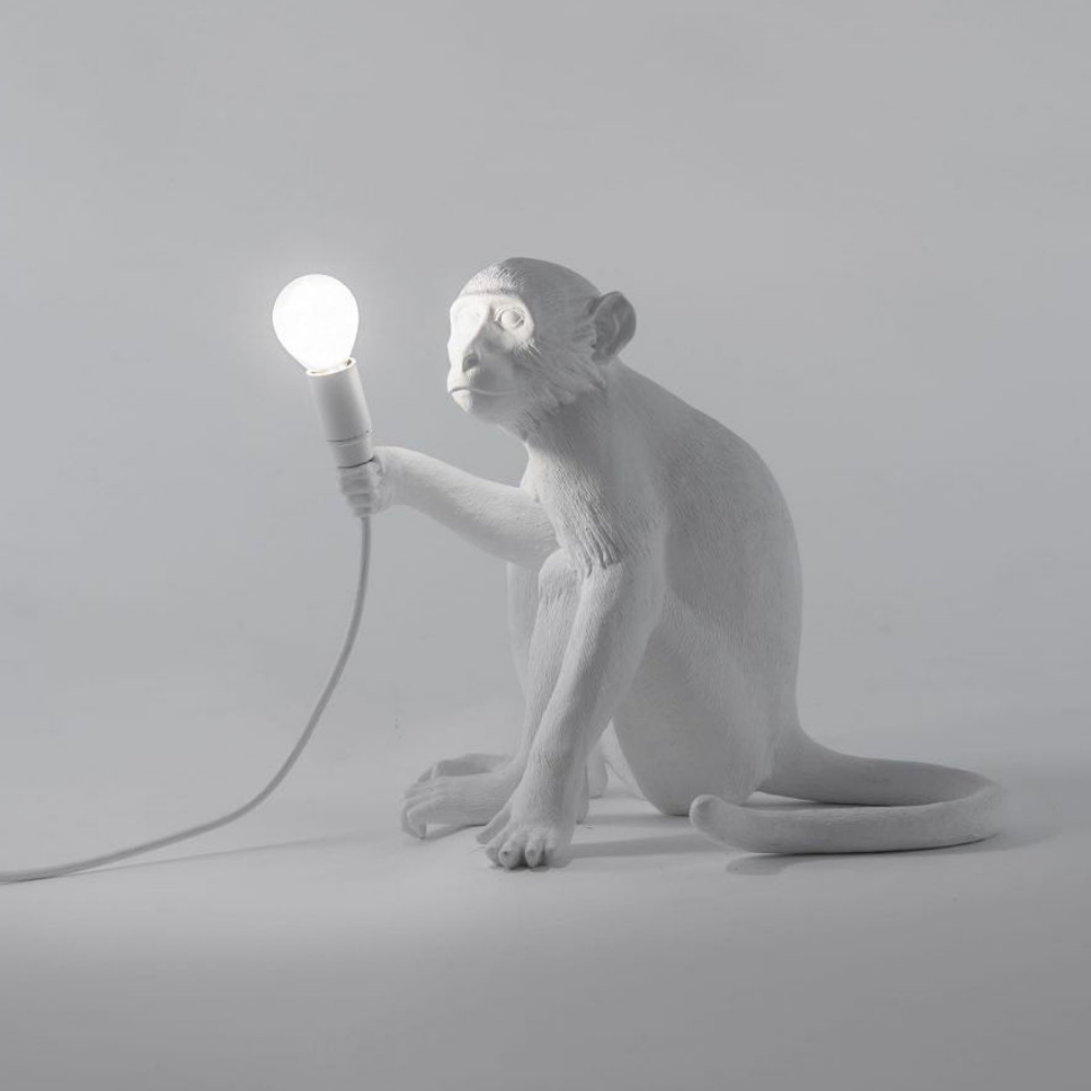 Verspielte Affen-Tischlampe – Skulpturale Tierkunst Schreibtischleuchte