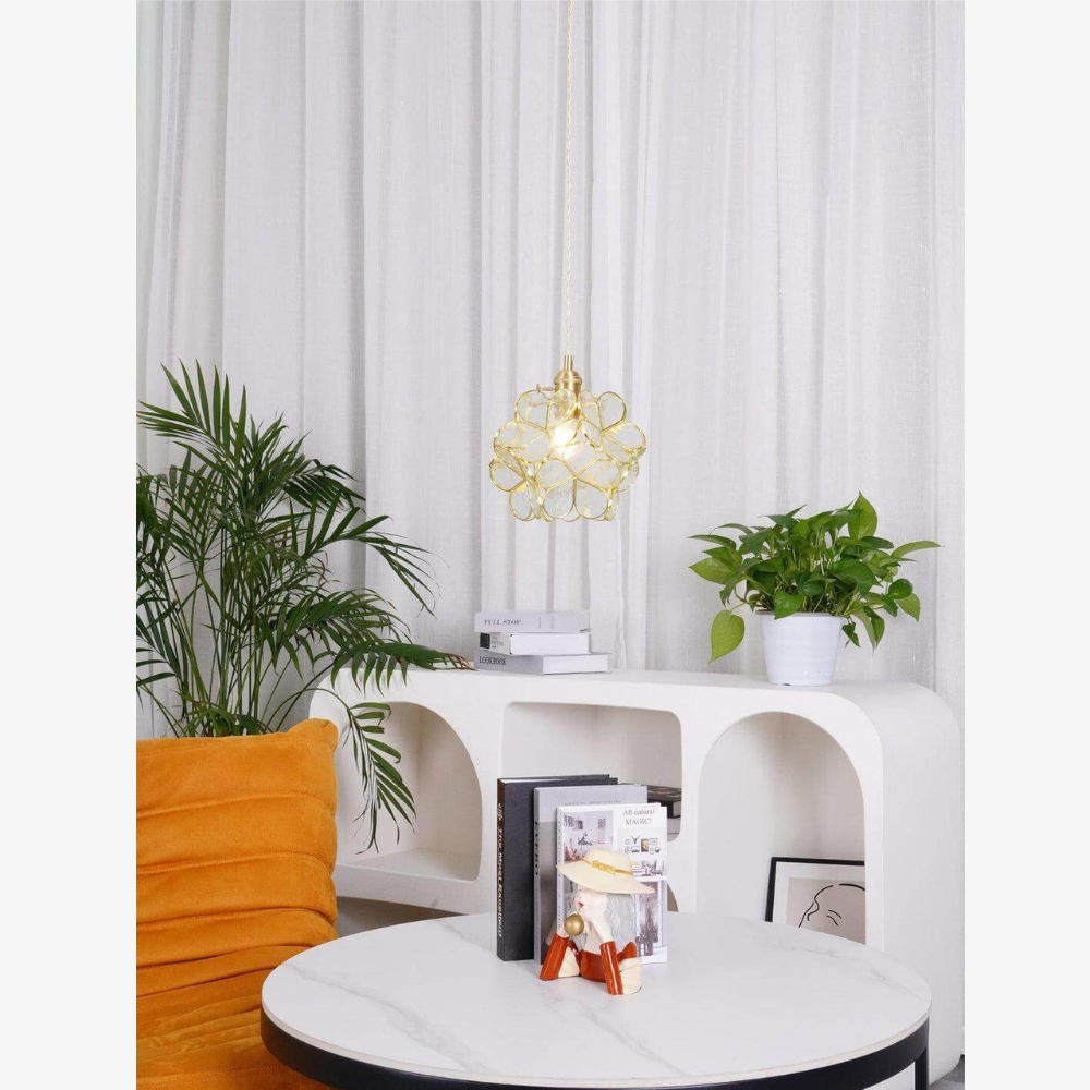 Lampe suspendue en verre floral avec ferrures en laiton - Art vintage moderne