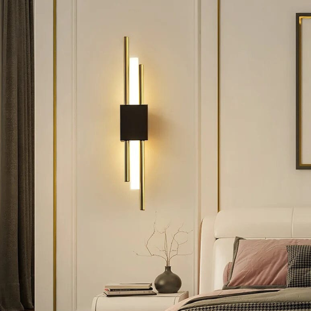 Art Deco Vertical Wall Sconce with Parallel Rods - Modern Style