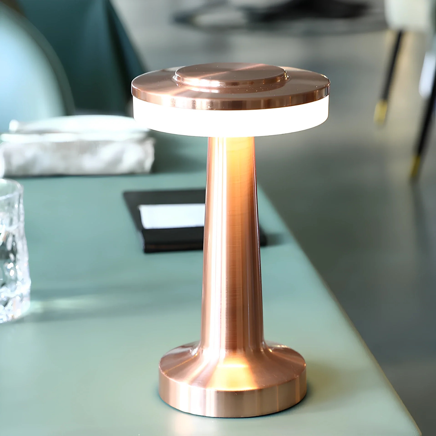 Cordless LED Disc Touch Lamp
