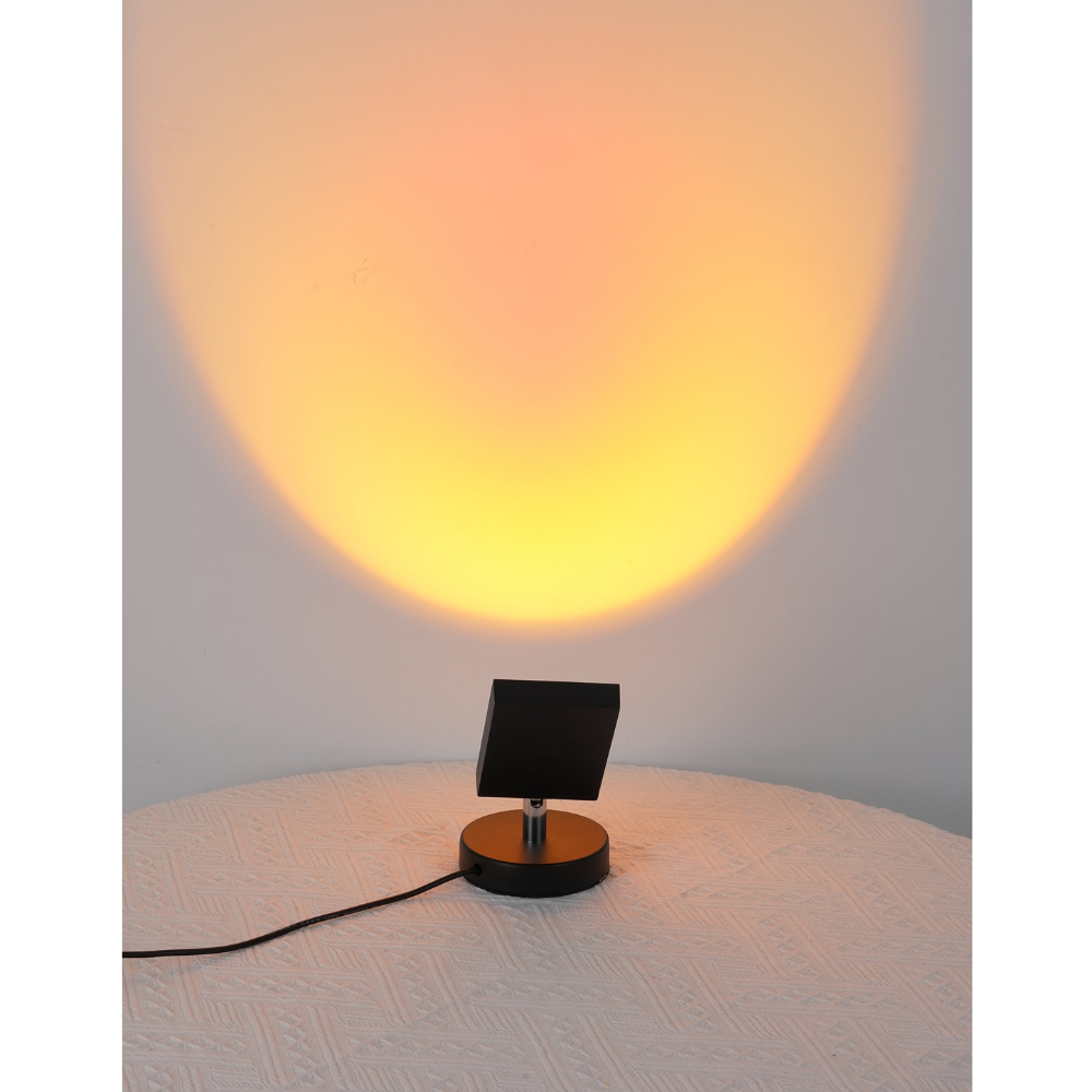 Moderne Sonnenuntergang-Projektorlampe – Architektonisches Halo-Stimmungslicht für Fotografie