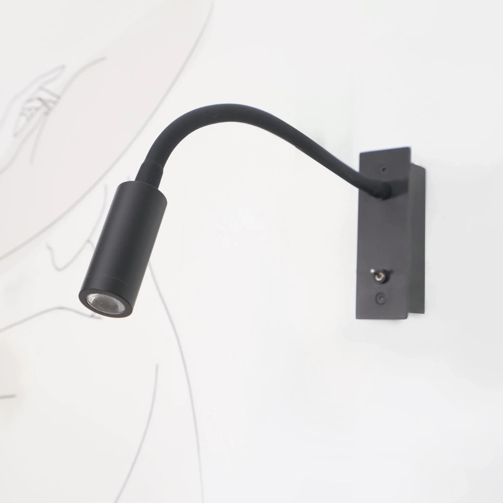 Modern Flexible Gooseneck Wall Light - Minimalist Adjustable Reading Sconce