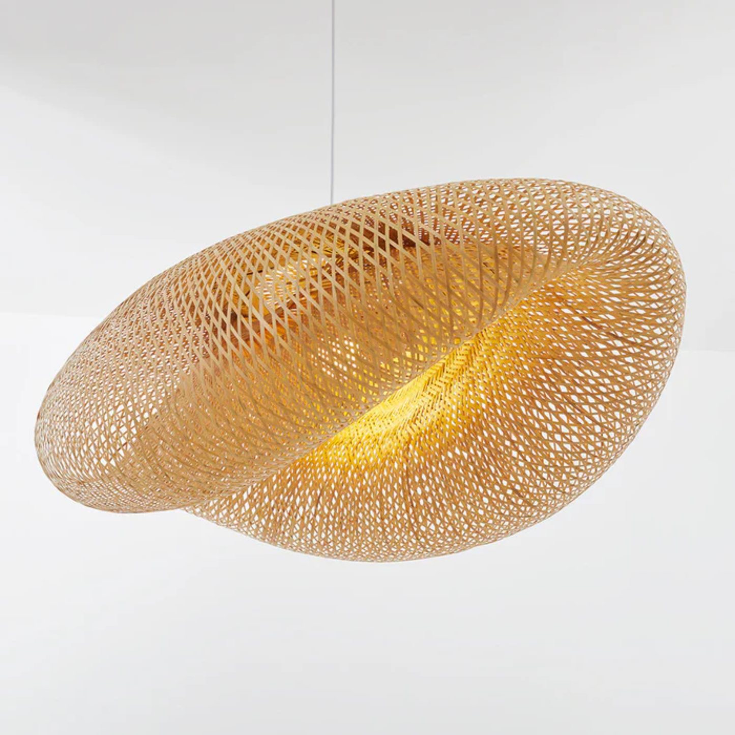 Lustre suspendu en rotin moderne - Lampe de plafond en bambou