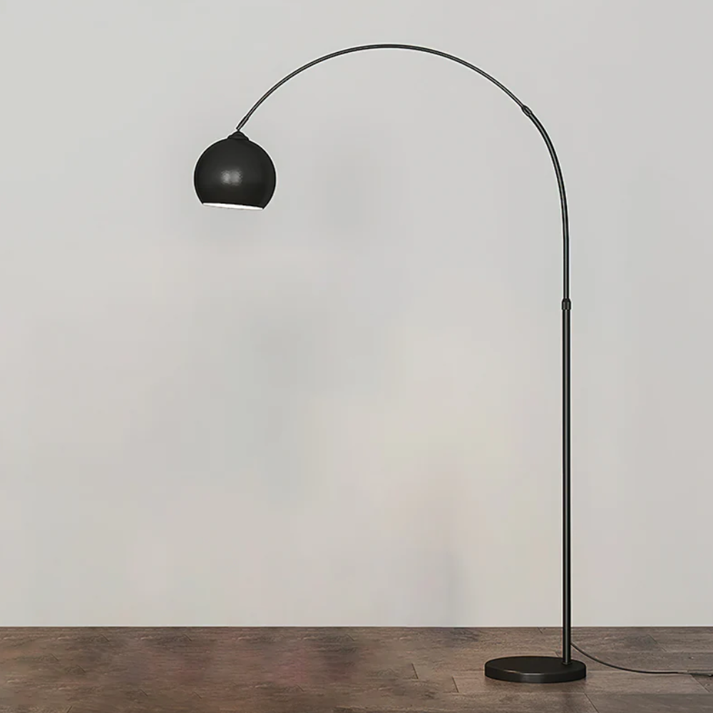 Bogen-Stehlampe mit kugelförmigem Metallschirm und Edelstahlgestell