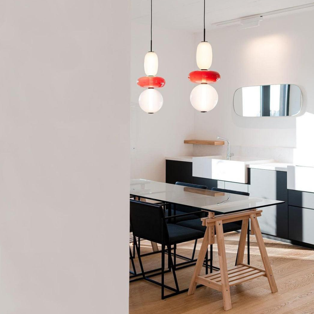 Gestapelte Glas-Hängeleuchte mit geometrischen Ebenen – Art-Déco-Stil