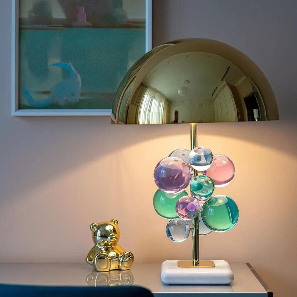 Skulpturale Glascluster-Akzentlampe mit Marmorsockel – Art Deco Metall-Wandleuchte