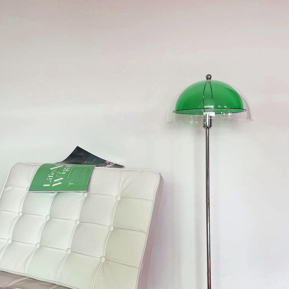Stehlampe mit doppellagigem Acrylkuppel-Schirm und verchromtem Metallständer