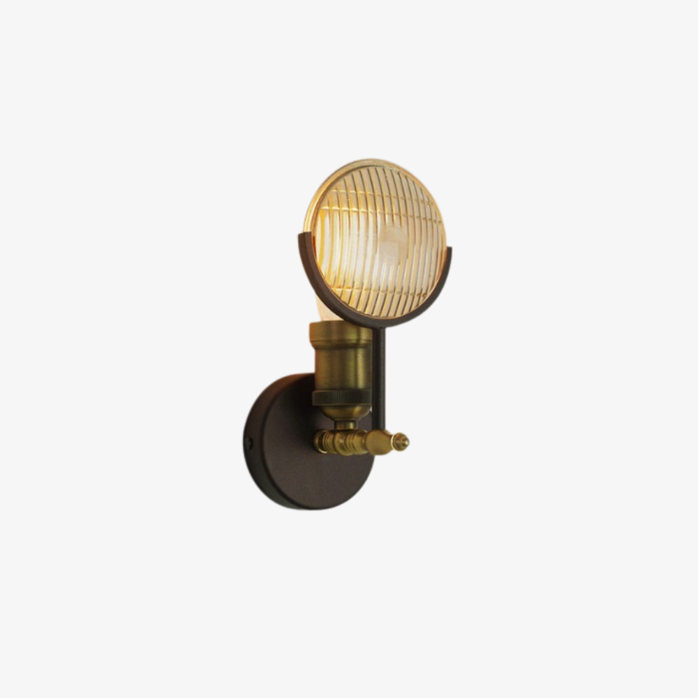 Industrielle Wandleuchte mit Fresnel-Glaslinse – Vintage geripptes Messing