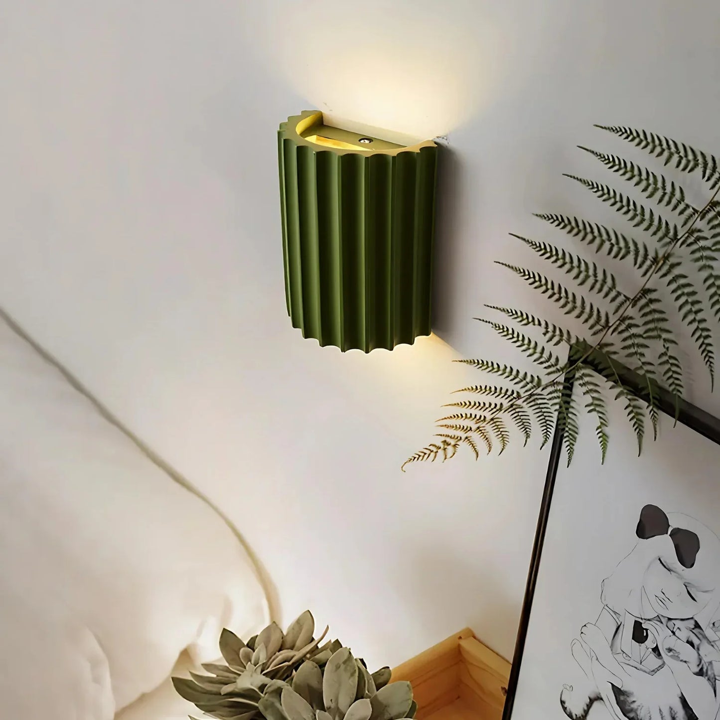 Stria Wall Light