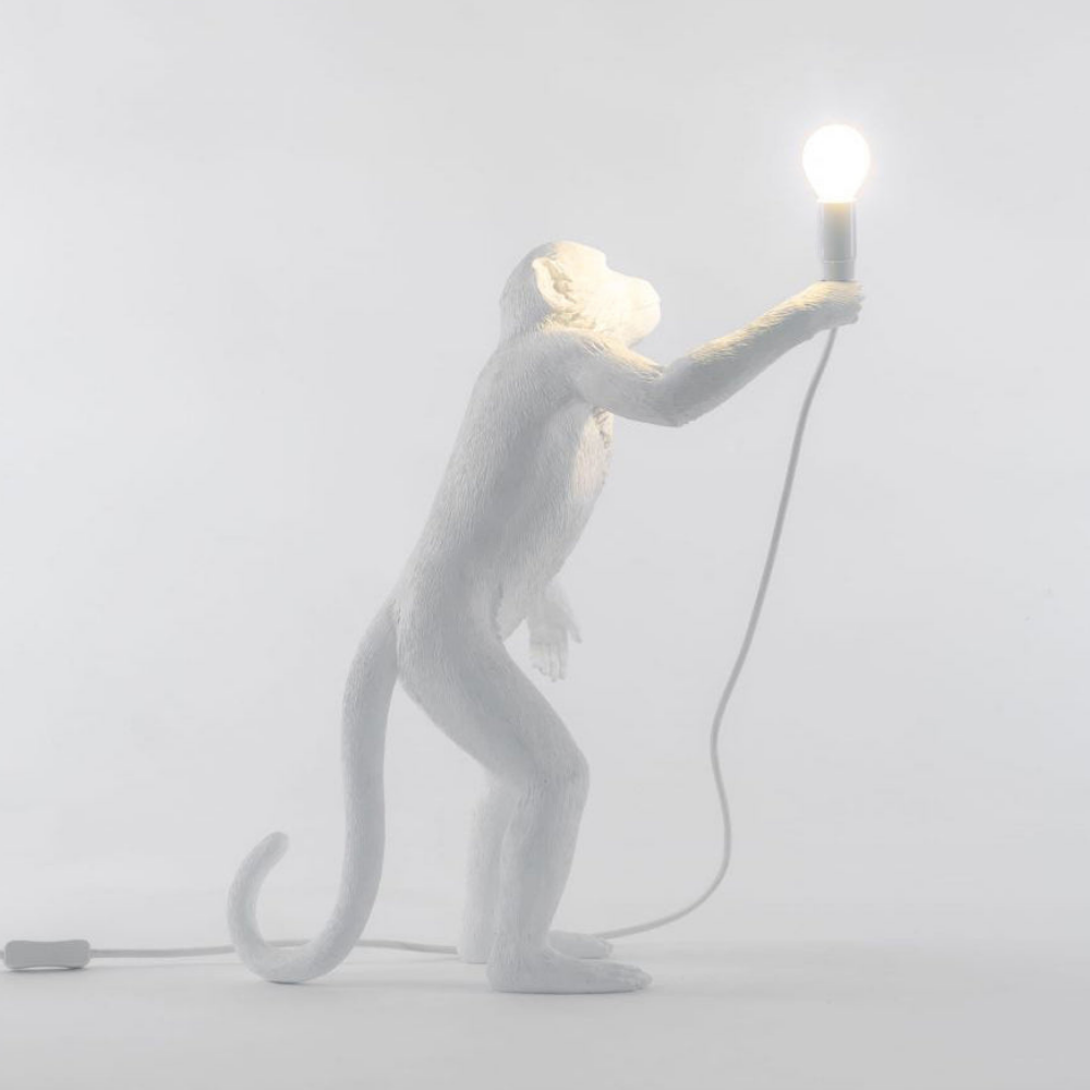 Verspielte Affen-Tischlampe – Skulpturale Tierkunst Schreibtischleuchte