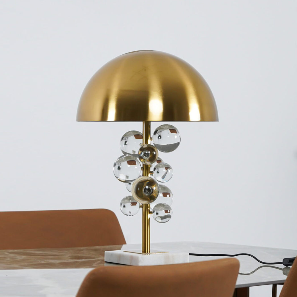 Skulpturale Glascluster-Akzentlampe mit Marmorsockel – Art Deco Metall-Wandleuchte