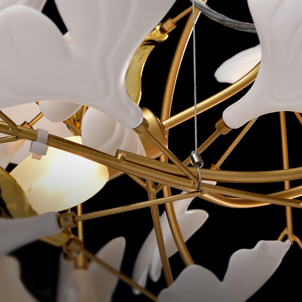 Sputnik-Kronleuchter mit Keramik-Ginkgoblättern – Moderner Art Deco