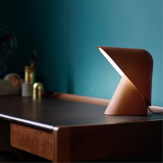 Metal Shield Table Lamp with Matte Resin Base - Nordic Desk Lighting