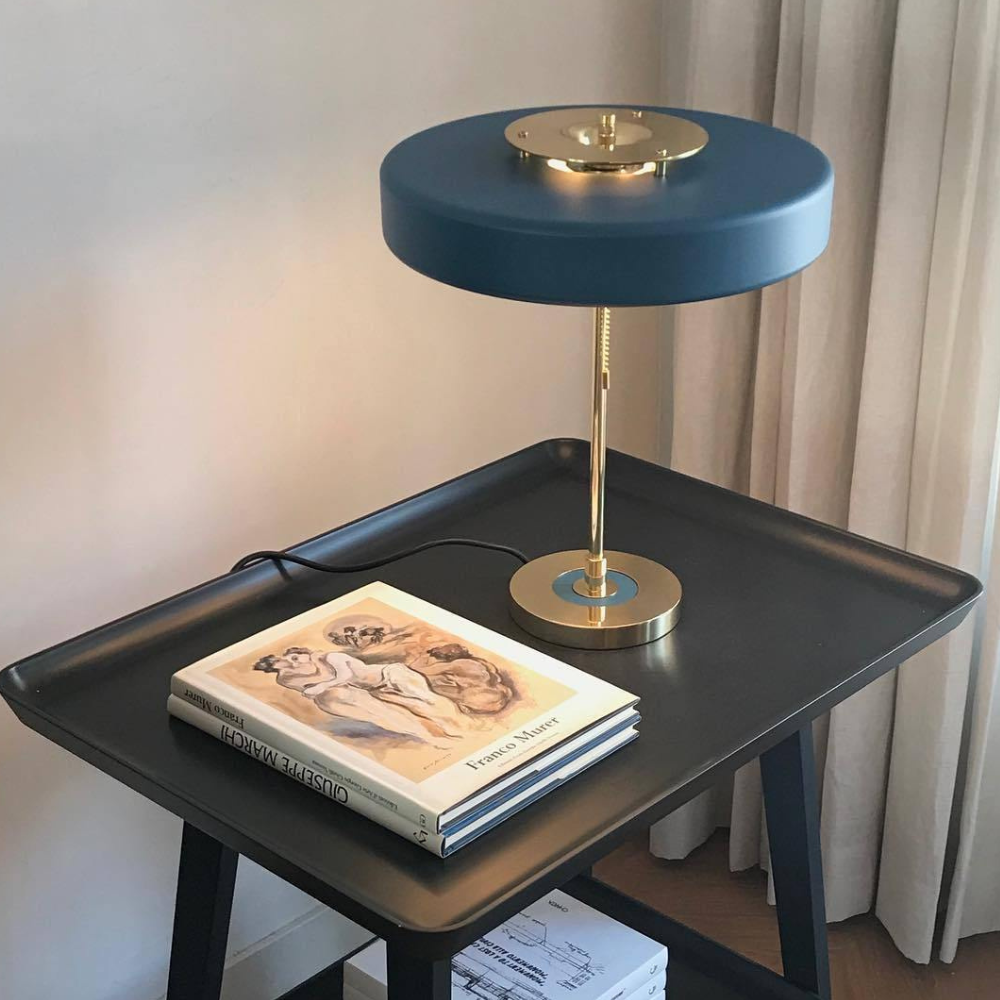 Tischlampe aus gesponnenem Metall mit Zugkette und Acryl-Diffusor – Industrial