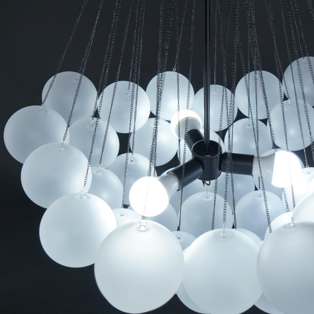 Kronleuchter mit Cluster-Glaskugelschirmen und verstellbarer Stange – Mid Century