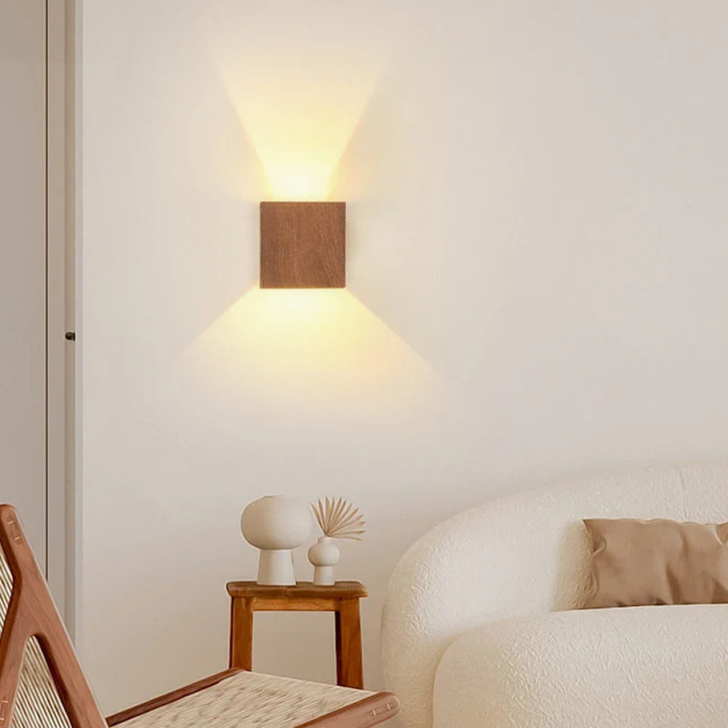 Modern Wood-Texture Cube Wall Light