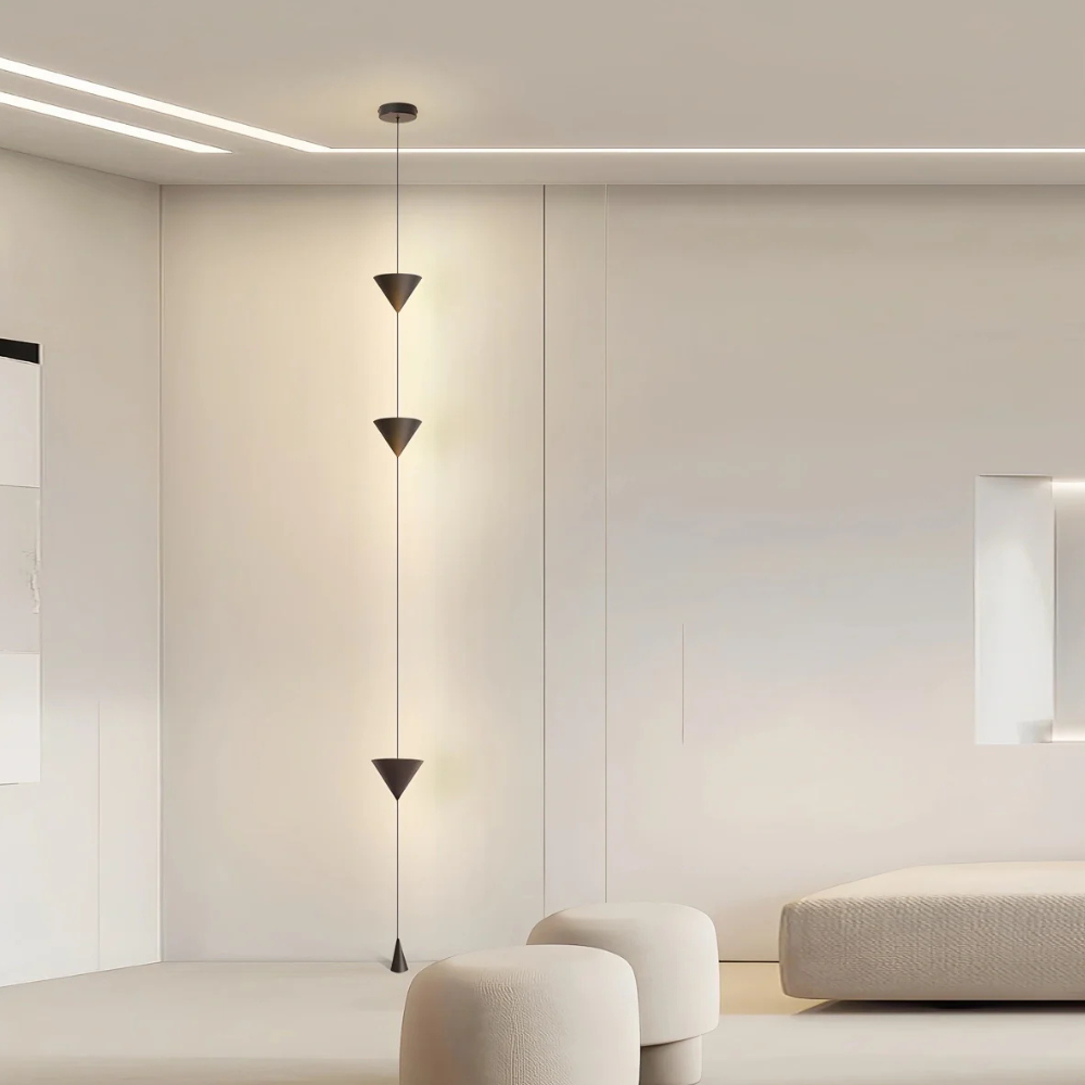 Lampadaire réglable avec câble du sol au plafond et cônes géométriques - Hautement moderne