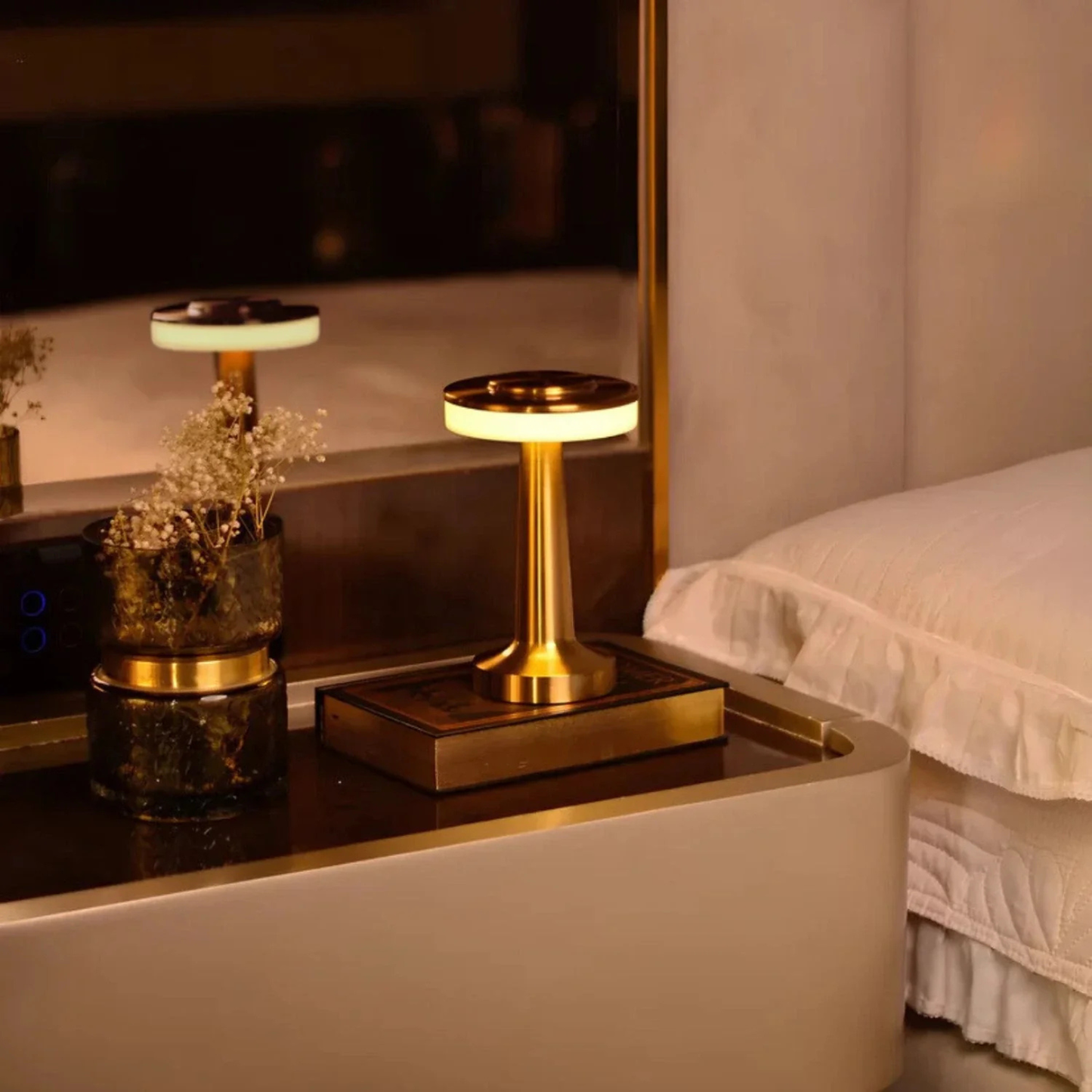 Cordless LED Disc Touch Lamp