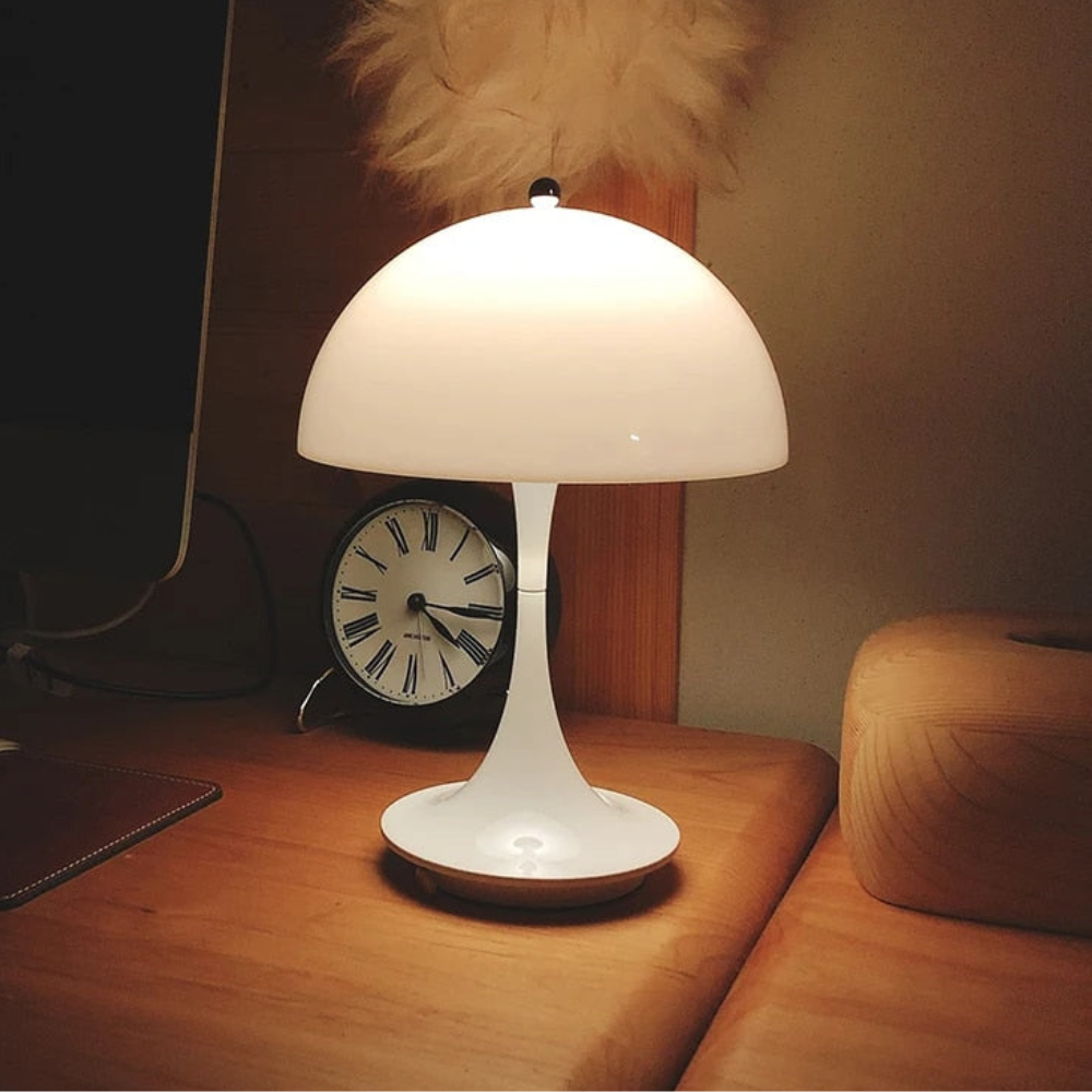 Tischlampe mit Pilzförmigem Schirm – Modernes Mid-Century Kabellos