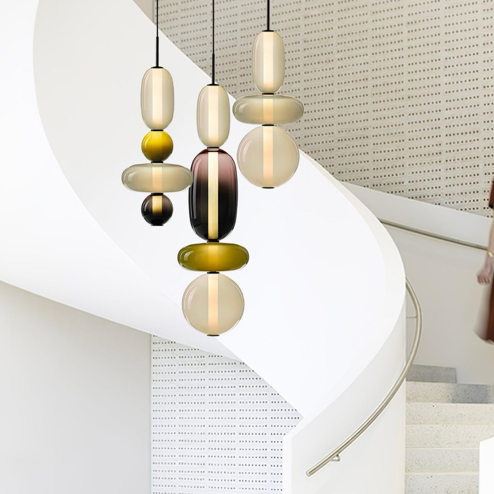 Gestapelte Glas-Hängeleuchte mit geometrischen Ebenen – Art-Déco-Stil